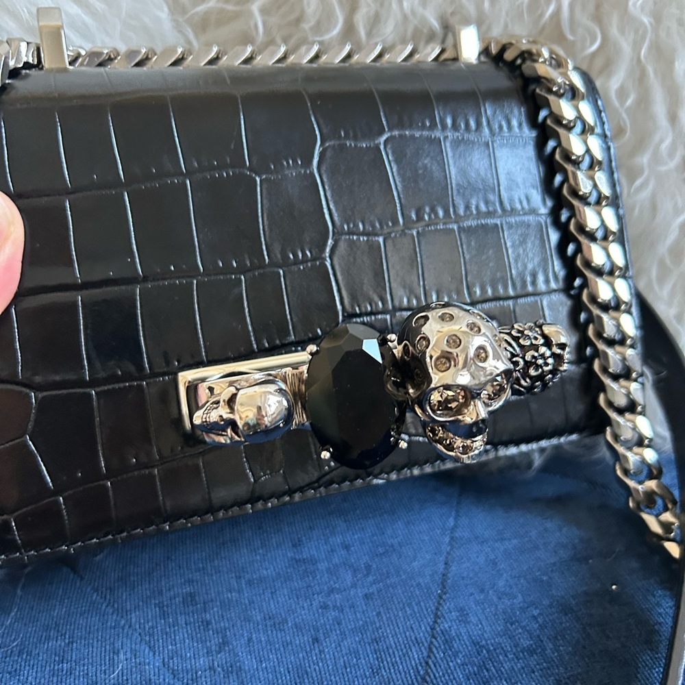 Alexander McQueen Mini Jewelled Croc Embossed Leather Shoulder Bag - Picture 4 of 9
